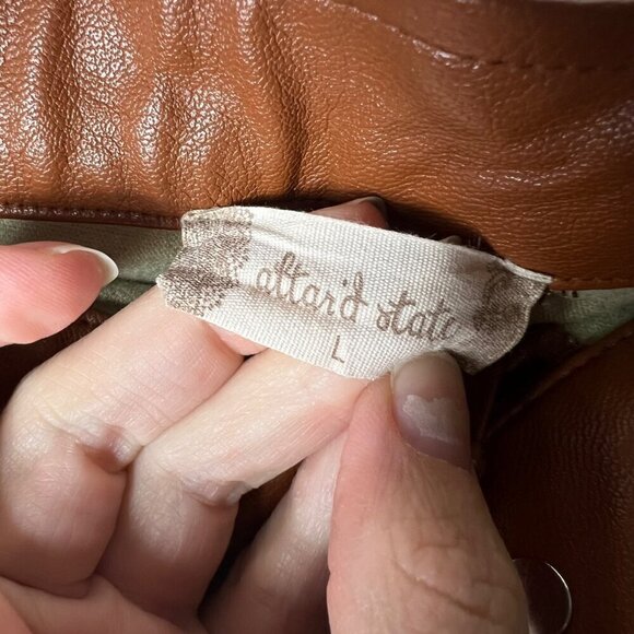 Altar’d state faux leather brown shorts with belt women’s‎ size large - Picture 5 of 8